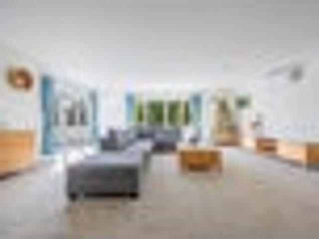House for sale in Sunnynook