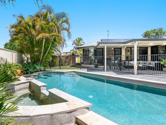 House for sale in Suffolk Park, New South Wales