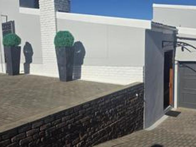House for sale in Groot Brak Rivier, Western Cape