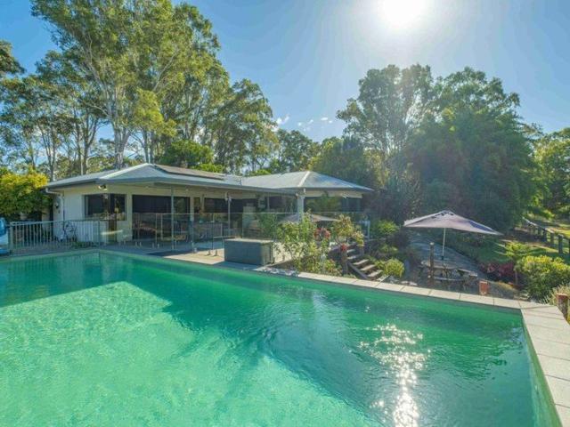 Cottage for sale in Mcintosh Creek, Queensland
