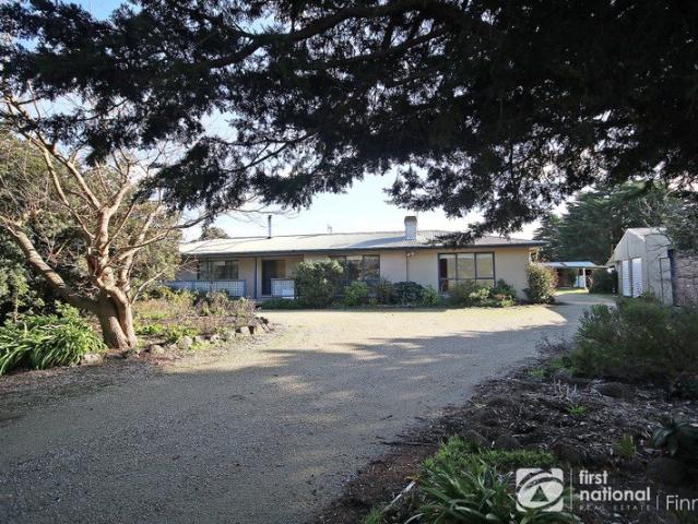 Cottage for rent in Camerons Creek, Victoria