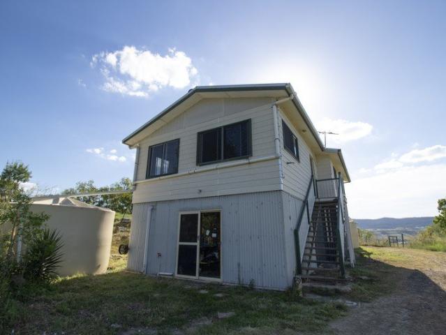 Acreage for sale in Upper Tenthill, Queensland
