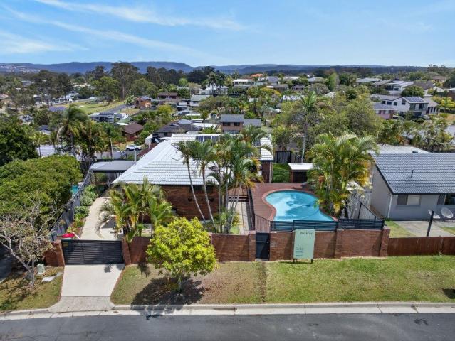 House for sale in Ashmore, Gold Coast City