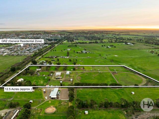 Cottage for sale in Camerons Creek, Victoria