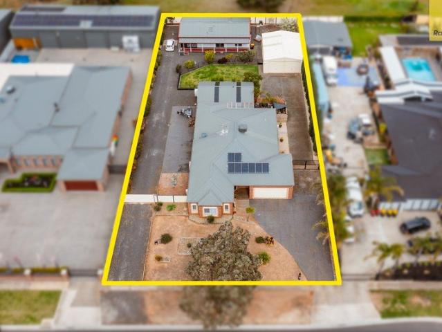 House for sale in Highfield Park, Melbourne