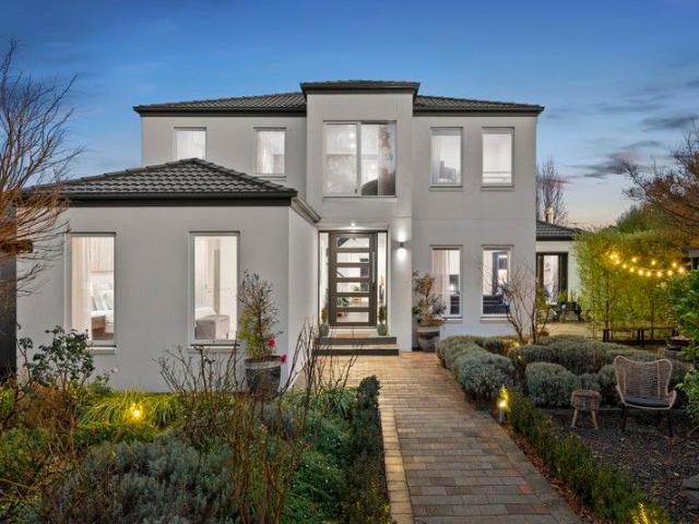 House for sale in Bentleigh East