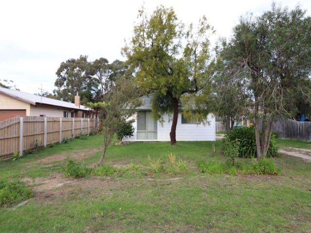House for sale in Mallacoota, Shire of East Gippsland
