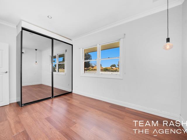 House for sale in Cloverdale, Western Australia