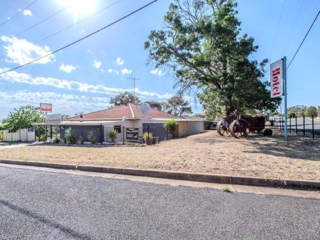 House for sale in Mumbil, New South Wales