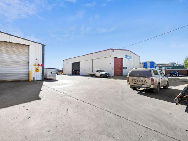 Warehouse for rent in Ballarat, Victoria