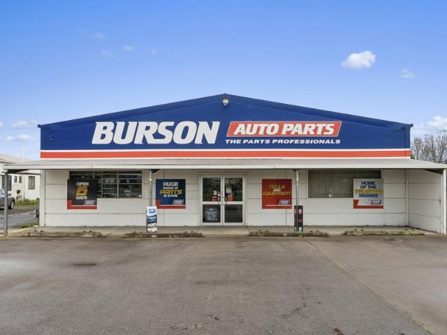 Warehouse for sale in Colac, Victoria