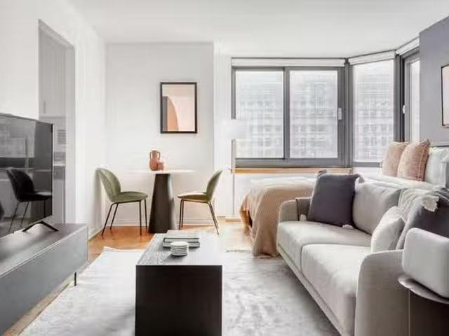 Apartment for rent in Arverne, New York