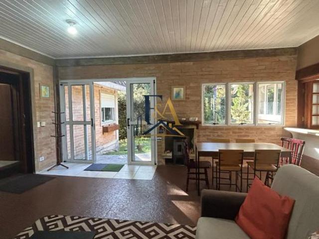 Casa venda em Região Imediata de Taubaté-Pindamonhangaba, Região Metropolitana do Vale do Paraíba e Litoral Norte