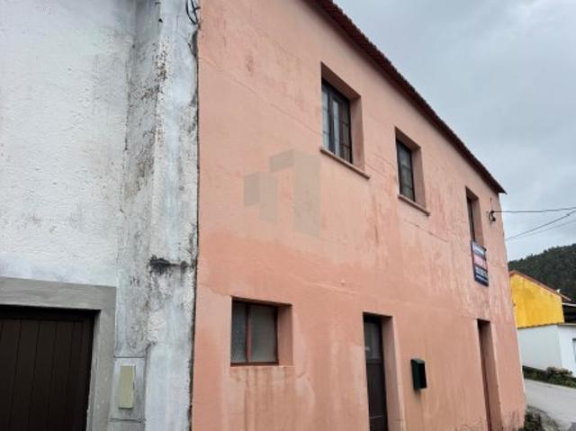 Casa venda em Figueiró Dos Vinhos, Leiria