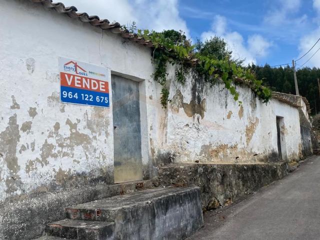 Vivenda venda em Olho Marinho, Óbidos