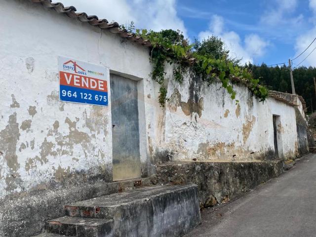 Casa venda em Olho Marinho, Óbidos