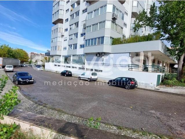 Loja venda em Coimbrã, Coimbra