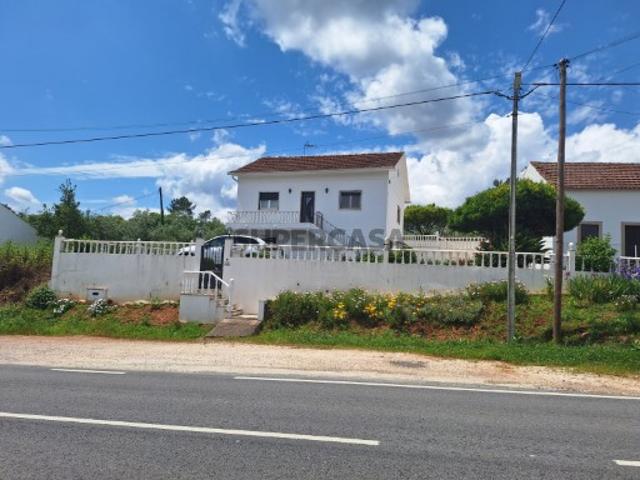 Casa venda em Ferreira Do Zêzere, Venda dos Tremoços