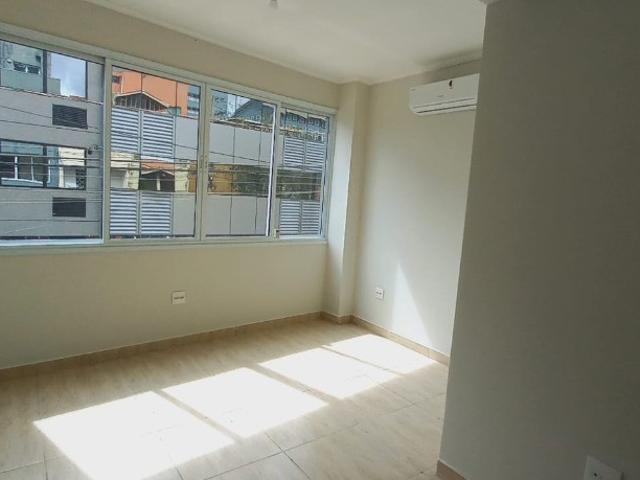 Quarto aluguel em Região Imediata de Bragança Paulista, Atibaia