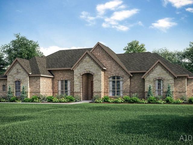 House for sale in Lorena, Texas