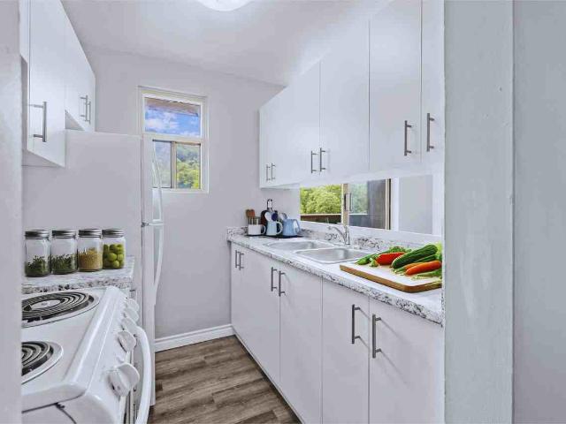 Apartment for rent in Stinson, Hamilton