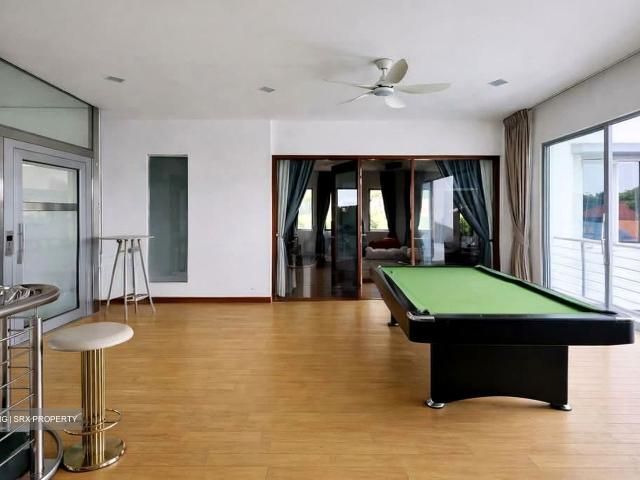 Detached House for sale in Holland