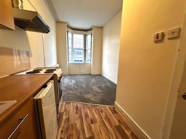 Studio for rent in The Cronehills, West Bromwich