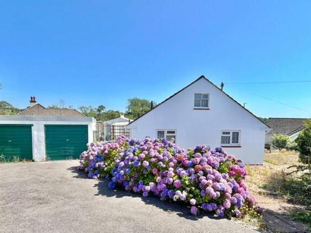 House for sale in Higher Bartle, Lancashire