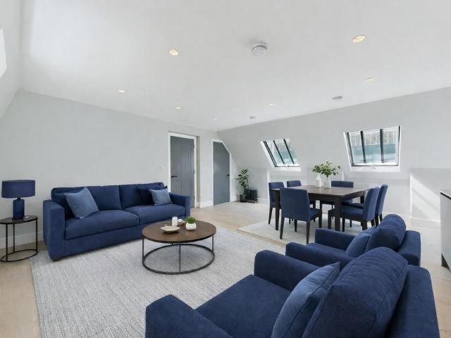 Apartment for rent in Soho, Greater London
