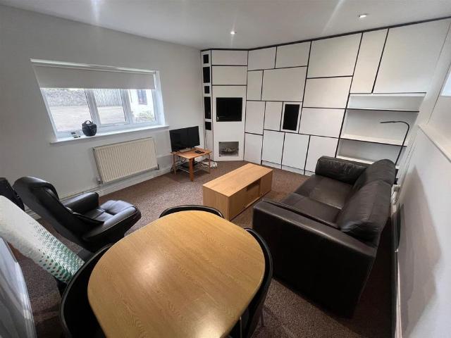 House for rent in Ebdon
