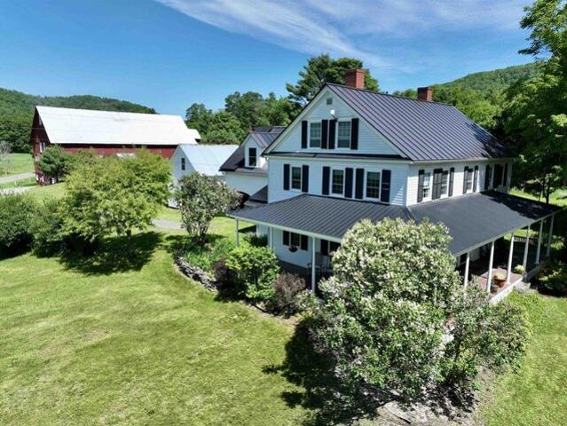 House for sale in Lower Waterford, Vermont