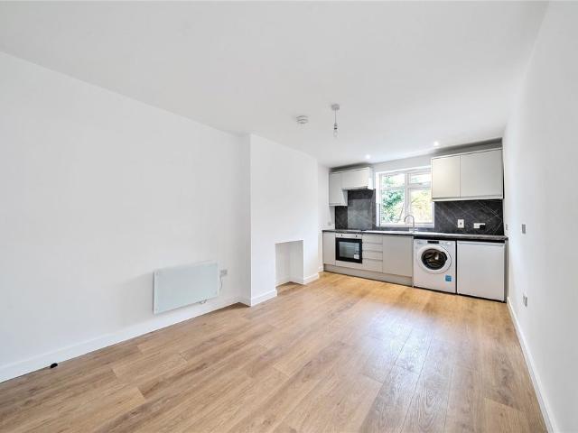 Studio for rent in Cat Hill, Isle Of Man