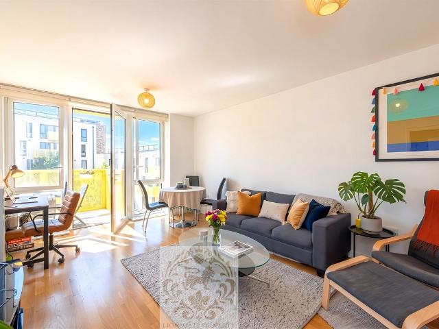 Apartment for rent in London Borough of Tower Hamlets, Greater London
