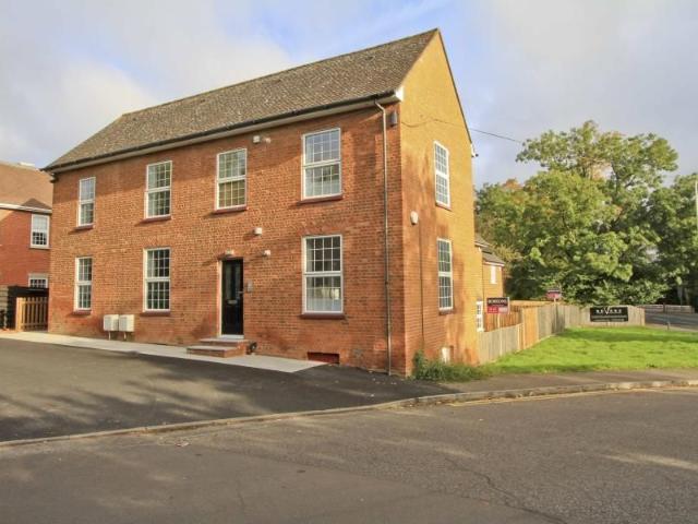 House for rent in London Borough of Hillingdon, Greater London