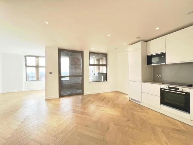 Apartment for rent in Dudden Hill, Greater London