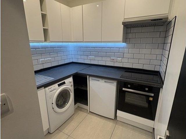Studio for rent in Dollis Hill, Greater London