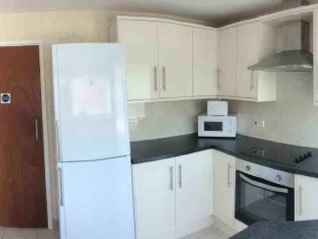Room for rent in Dines Green, Worcestershire