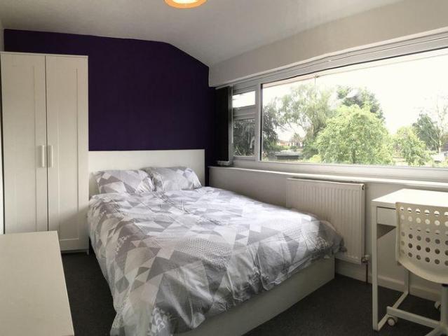 House for rent in Dines Green, Worcestershire