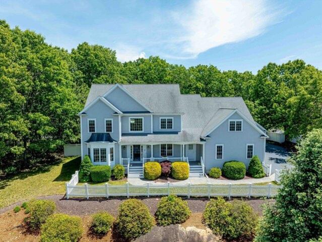 House for sale in Mendon, Massachusetts
