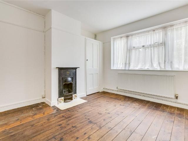 House for rent in London Borough of Richmond upon Thames, Greater London