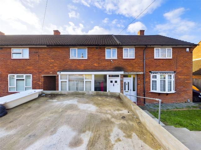 House for rent in Harold Hill, Greater London