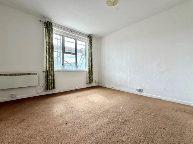 Apartment for rent in St James, Sandown Park