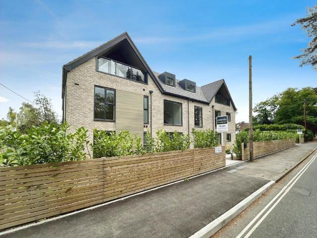 Apartment for rent in West Parley, East Dorset