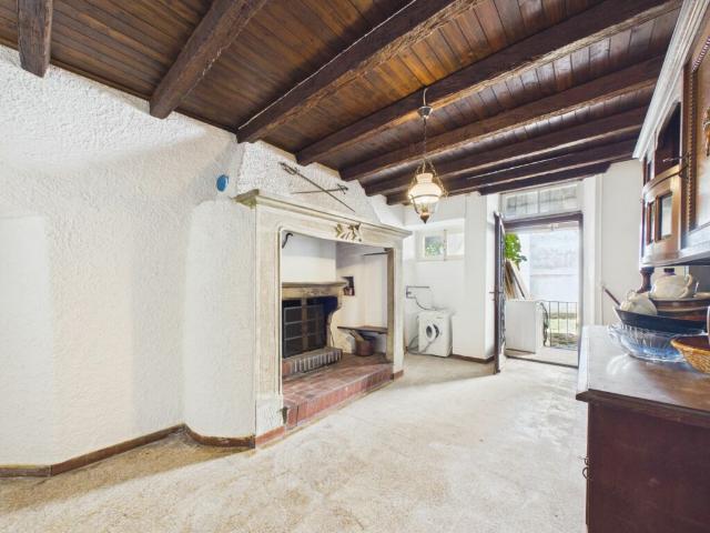 Einfamilienhaus kaufen in Mendrisio, Tessin