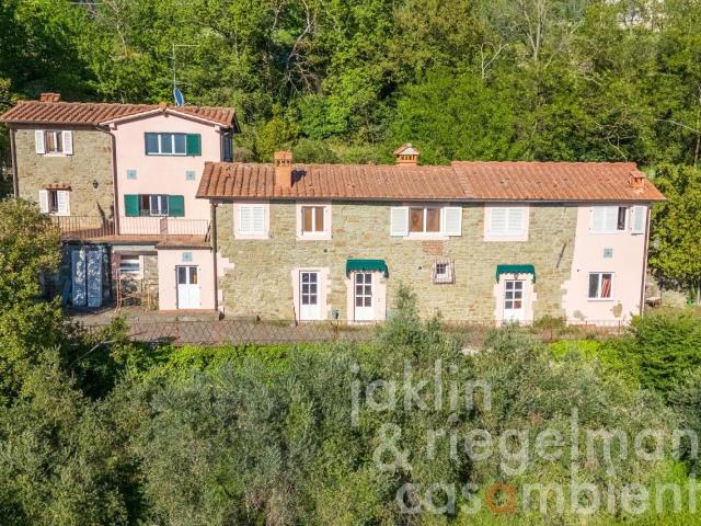 Casa in vendita a Unione di Comuni Valdarno e Valdisieve, Reggello