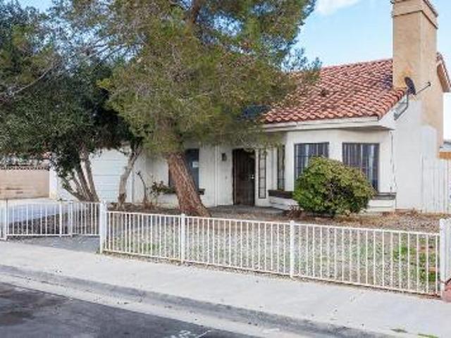 House for sale in Palmdale
