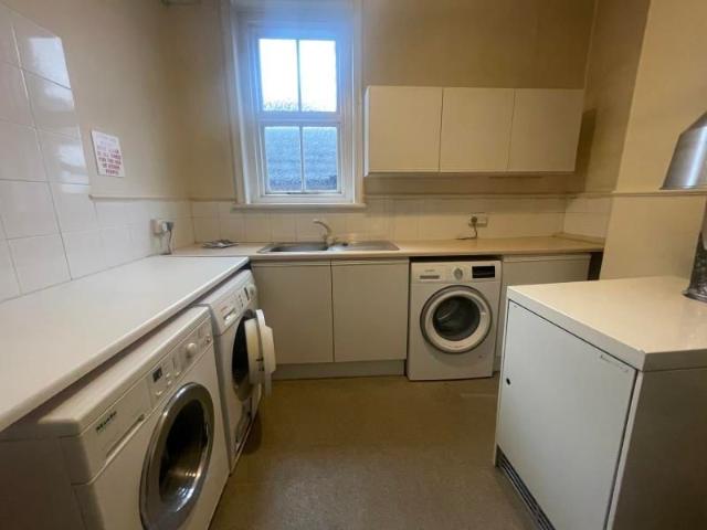 Studio for rent in West End, Darley Abbey