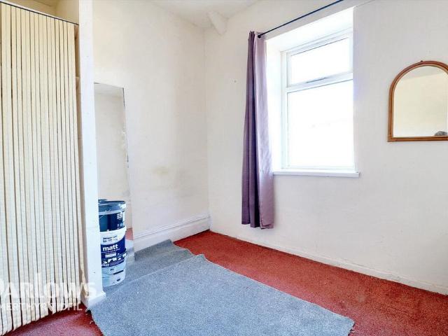 Apartment for rent in Blaenllechau, Ferndale