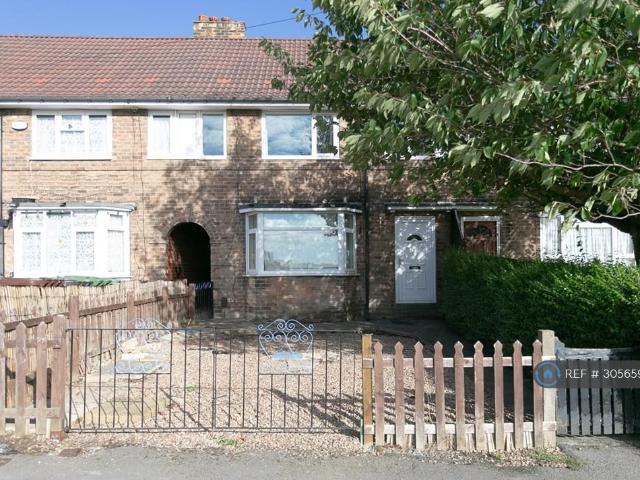 House for rent in The Oval, Leeds