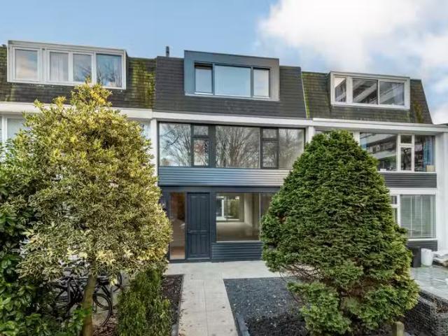 Landhuis te koop in Amstelveen